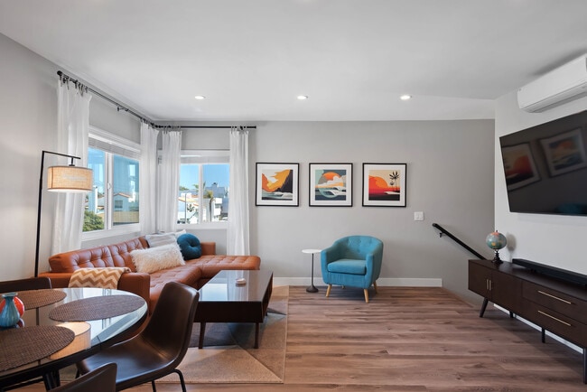 617 Loma Dr, Unit 617