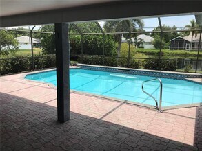 8305 12th Ave Dr NW in Bradenton, FL - Building Photo - Building Photo