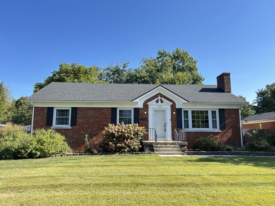 1129 Meridian Dr in Lexington, KY - Building Photo