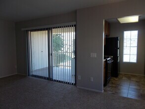 13034 Wimberly Square in San Diego, CA - Building Photo - Building Photo