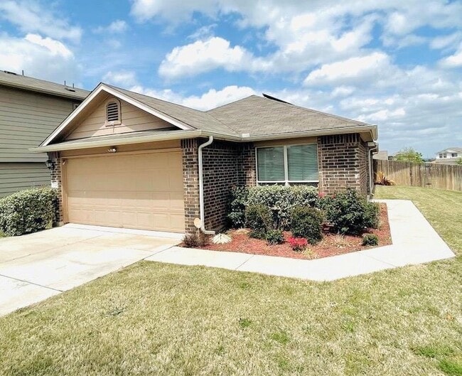 12418 Walter Vaughn Dr in Manor, TX - Building Photo - Building Photo