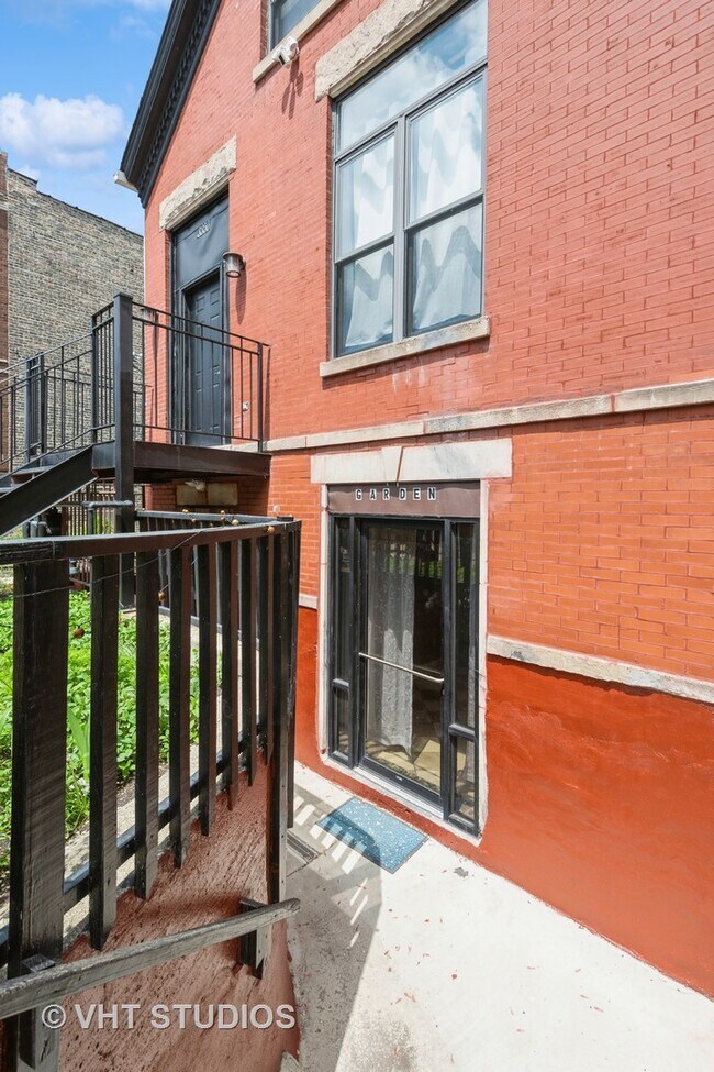3350 W Division St in Chicago, IL - Building Photo - Building Photo