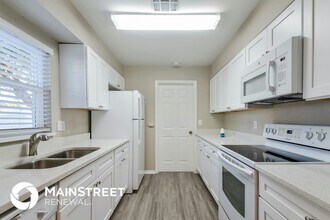 3908 Cape Vista Dr in Bradenton, FL - Building Photo - Building Photo