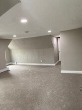 438 E Broad St in Quakertown, PA - Foto de edificio - Building Photo