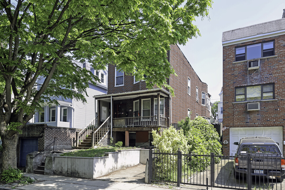 78 Terrace View Ave in Bronx, NY - Foto de edificio