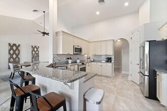 8963 Appaloosa Ct in Naples, FL - Foto de edificio - Building Photo