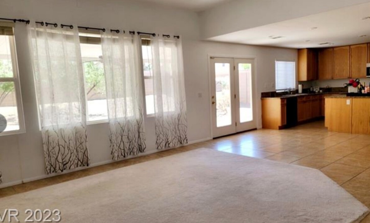 7615 Ironwood Knoll Ave in Las Vegas, NV - Building Photo