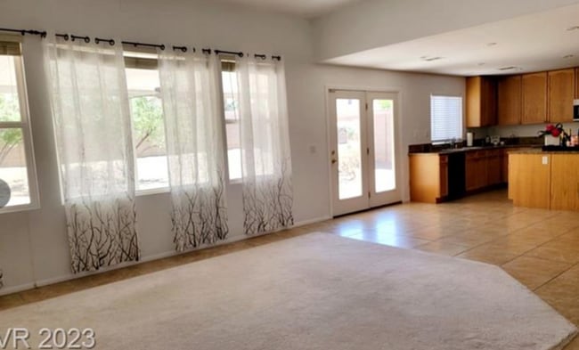property at 7615 Ironwood Knoll Ave