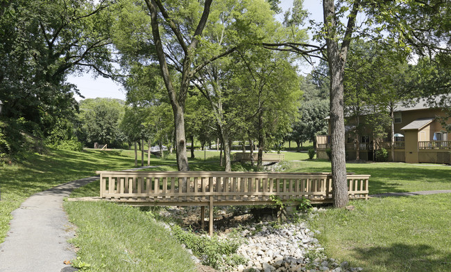 Eagle Pointe Apartment Homes