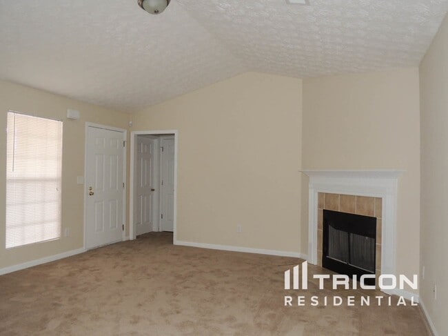 1311 Meadow Walk Dr in Monroe, GA - Building Photo - Building Photo