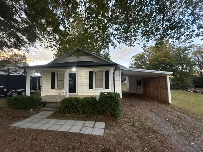 53 Highland Ave SW in Concord, NC - Foto de edificio - Building Photo