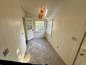44 E Parkwood Dr in Dayton, OH - Building Photo - Building Photo