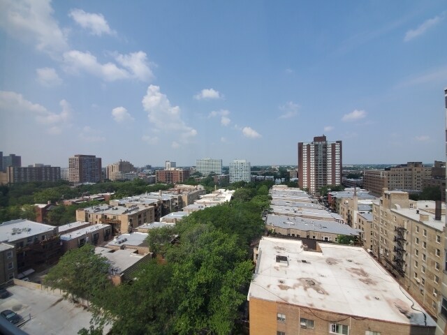4960 N Marine Dr, Unit 411 in Chicago, IL - Building Photo - Building Photo