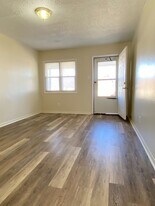 3387 SW Brendan Ave in Topeka, KS - Building Photo