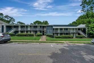 Glen Iris Arms in Birmingham, AL - Building Photo - Interior Photo