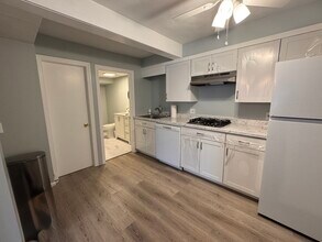 780 State Rd-Unit -1 in Westport, MA - Building Photo - Building Photo