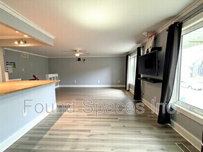 255 Blackhorne Dr in Kitchener, ON - Building Photo - Building Photo