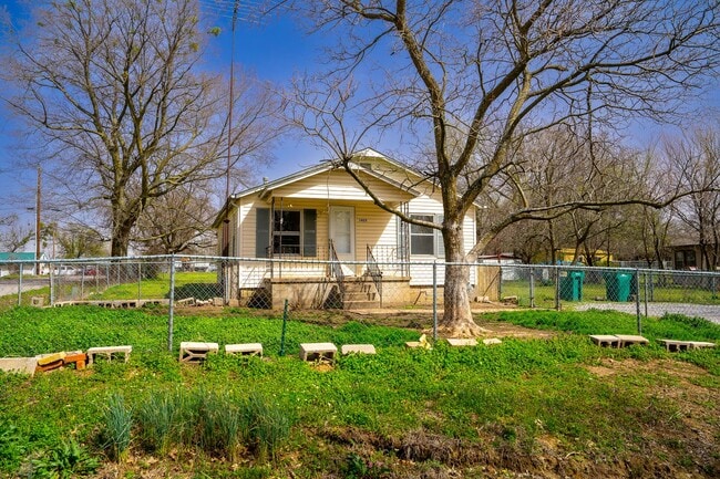 1425 N 12th St in Sapulpa, OK - Building Photo - Building Photo