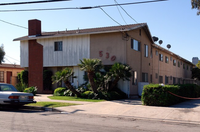 530 Stepney St in Inglewood, CA - Foto de edificio - Building Photo