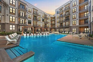 Lenox Burnet in Austin, TX - Building Photo