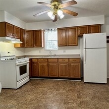 6245 S Pricetown Rd in Berlin Center, OH - Building Photo - Building Photo