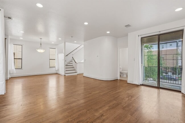 property at 2816 Rusk St