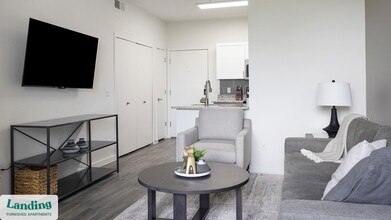 1811 E Apache Blvd in Tempe, AZ - Building Photo - Building Photo