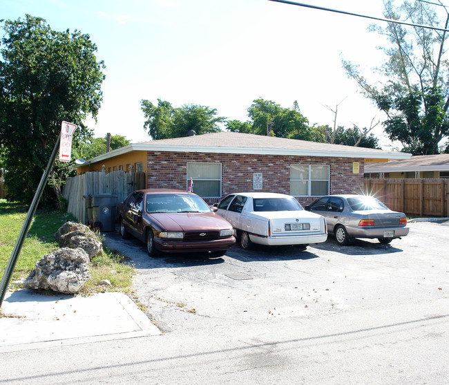 1228 NE 5th Ave in Fort Lauderdale, FL - Building Photo - Building Photo