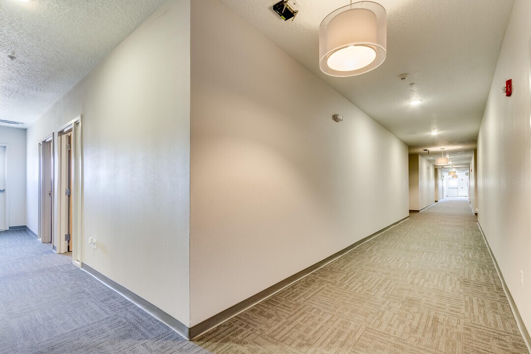 950 4th St NW-Unit -1 in Albuquerque, NM - Building Photo
