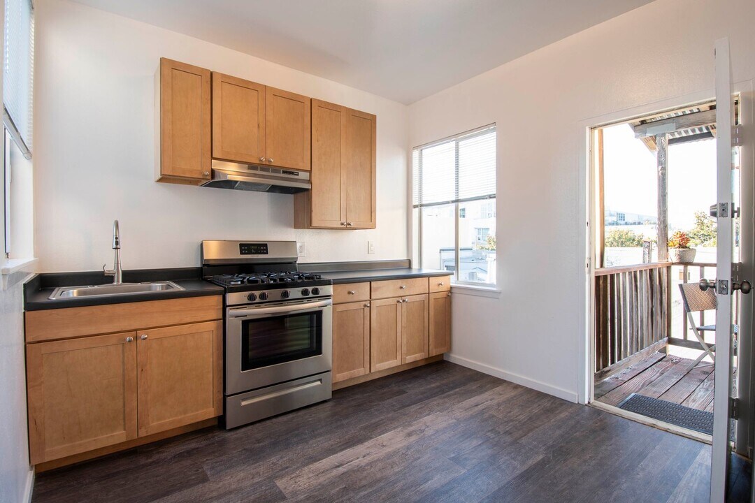 24-28-28 Langton St in San Francisco, CA - Building Photo