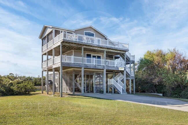 property at 8518 S Old Oregon Inlet Rd