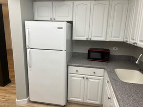 3720 Inverrary Dr in Lauderhill, FL - Foto de edificio - Building Photo