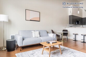 8300 160th Ave NE in Redmond, WA - Building Photo - Building Photo