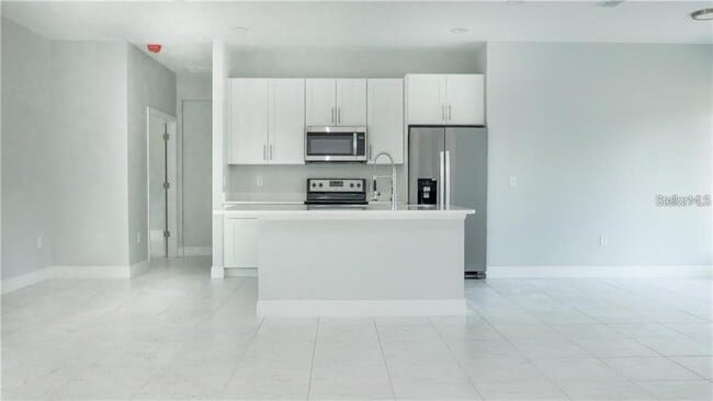 3208 Mandeville St in Deltona, FL - Building Photo - Building Photo