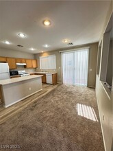 6751 Twisted Wood Dr in Las Vegas, NV - Building Photo - Building Photo