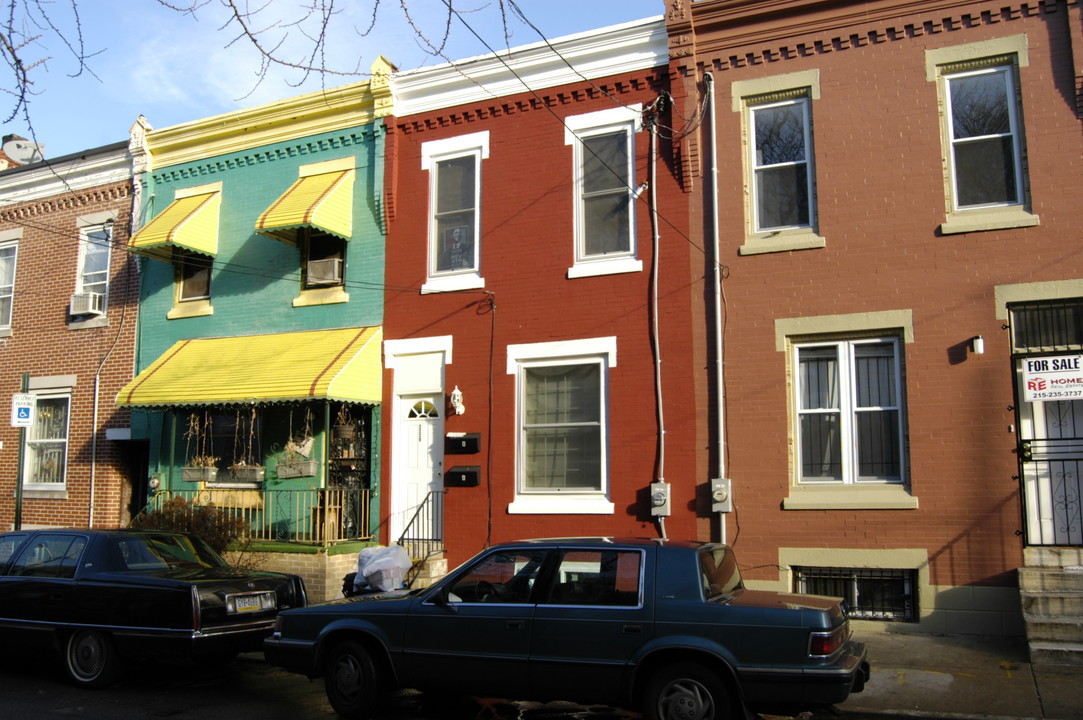 2229 N Sydenham St in Philadelphia, PA - Building Photo