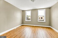 2414 Baker St photo'