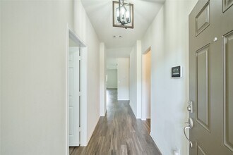 4201 Amber Ruse Dr in Panorama Village, TX - Building Photo - Building Photo