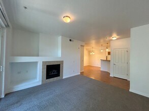 2133 Krisron Rd in Fort Collins, CO - Building Photo - Building Photo