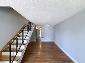 519 Cinderella Loop in Eugene, OR - Building Photo - Building Photo