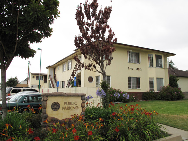 5919 Camellia Ave in Temple City, CA - Foto de edificio - Building Photo