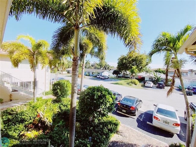 property at 2131 NE 41st St