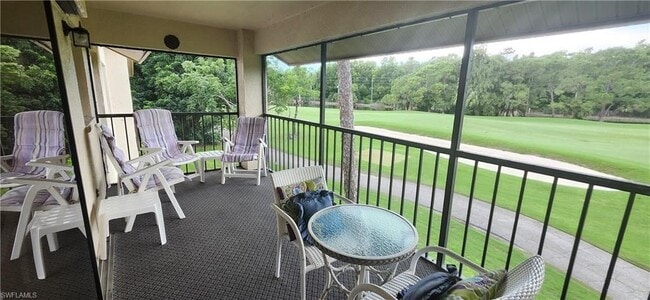 property at 222 Fox Glen Dr