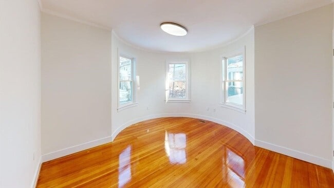 391 Linwood Ave in Newton, MA - Building Photo - Building Photo