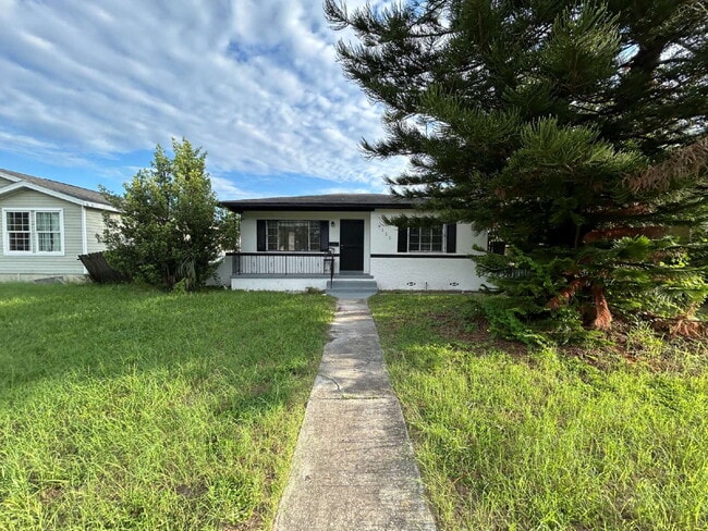 4111 5th Ave S in St. Petersburg, FL - Building Photo - Building Photo