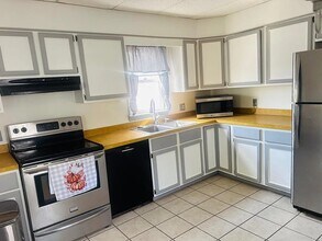 226 Walnut St in Lemoyne, PA - Building Photo - Building Photo