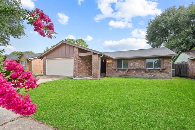 property at 13910 New Village Ln