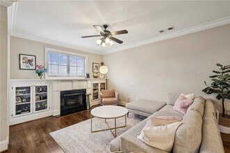 305 Le Gran Bend in Atlanta, GA - Building Photo - Building Photo