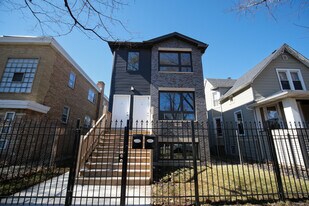836 N Parkside Ave in Chicago, IL - Building Photo