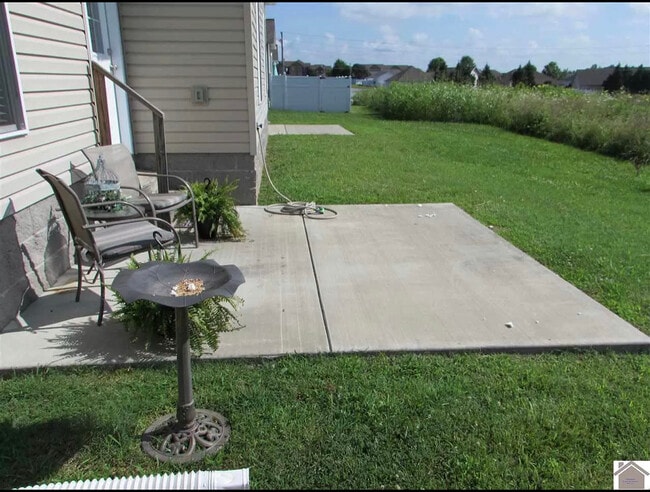 2352 Ascot Downs, Unit 2352 in Paducah, KY - Foto de edificio - Building Photo